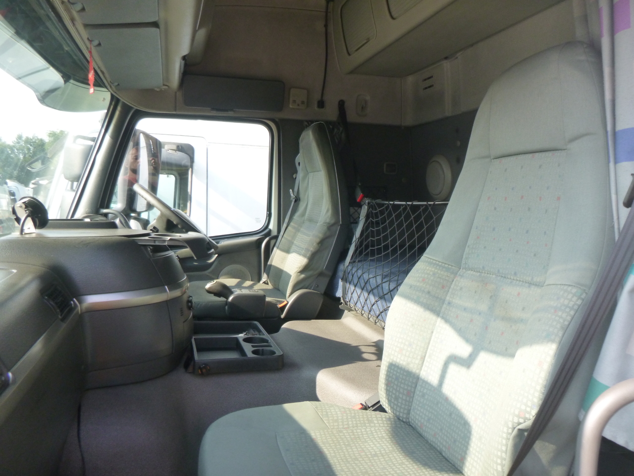 리스 Volvo FM12 420 8x2 RHD + PM 40SP Volvo FM12 420 8x2 RHD + PM 40SP : 사진 28