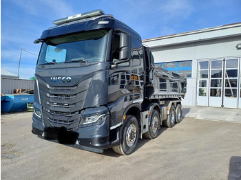 덤프트럭 IVECO X-WAY