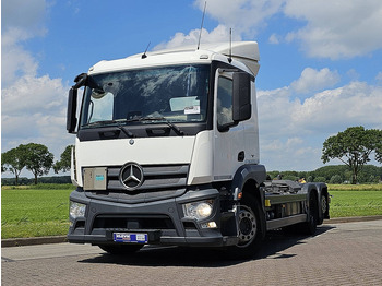 후크 리프트 트럭 MERCEDES-BENZ Actros 2543