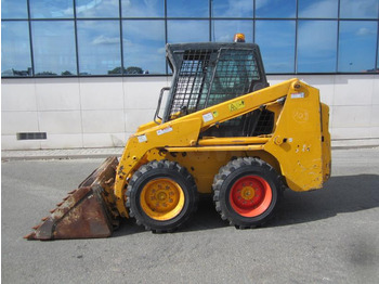 스키드 스티어 로더 BOBCAT S130