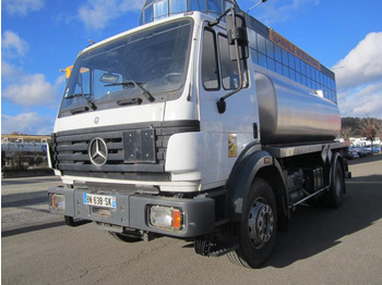 유조트럭 MERCEDES-BENZ SK 2024