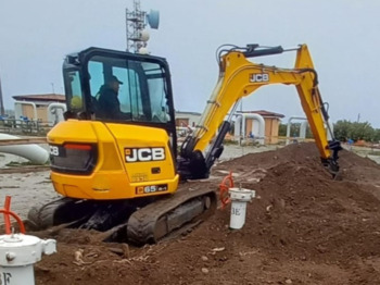 크롤러 굴삭기 JCB 65R-1