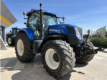 장궤형 트랙터 NEW HOLLAND T7.210