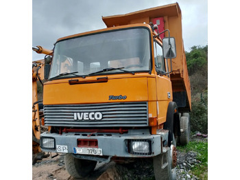 덤프트럭 IVECO