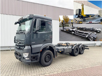 후크 리프트 트럭 MERCEDES-BENZ Arocs 2651