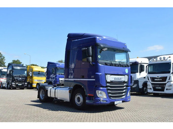 트랙터 유닛 DAF XF 106 440