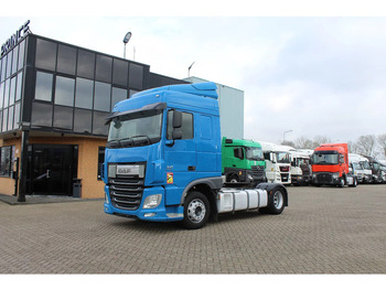 트랙터 유닛 DAF XF 106 440