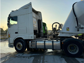 트랙터 유닛 DAF XF 530