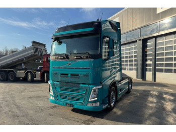 트랙터 유닛 VOLVO FH 540