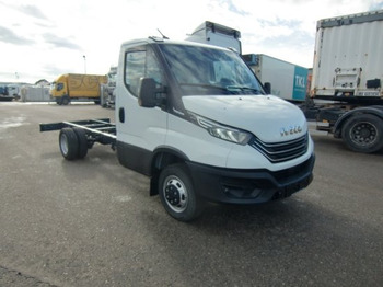 신규 캡 새시 트럭 Iveco Daily 40 - 180 Fahrgestell, E6 Automatik mehrere Einheiten verfügbar : 사진 3