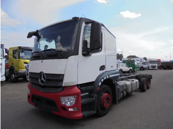 자동 운반 장치 트럭 MERCEDES-BENZ Actros