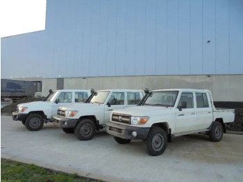 차량 TOYOTA Land Cruiser