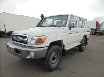 차량 TOYOTA Land Cruiser