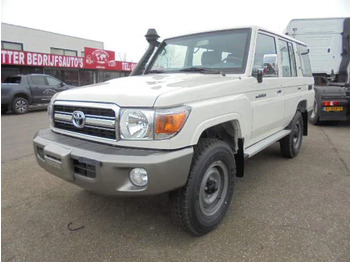 차량 TOYOTA Land Cruiser