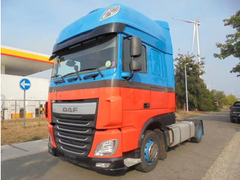 트랙터 유닛 DAF XF 440