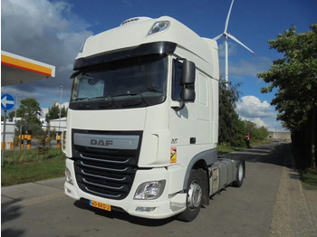 트랙터 유닛 DAF XF 460