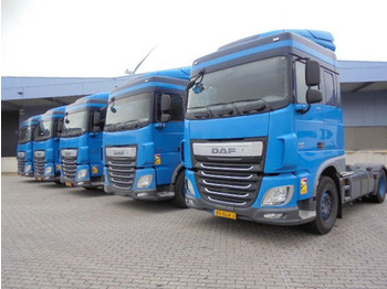 트랙터 유닛 DAF XF 106