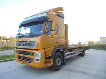 박스 트럭 VOLVO FM 300