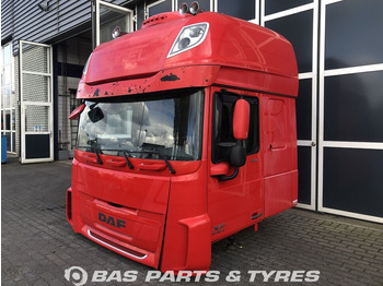 운전실 및 내부 DAF XF 106