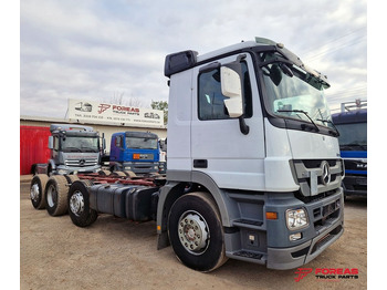 캡 새시 트럭 MERCEDES-BENZ Actros 3241