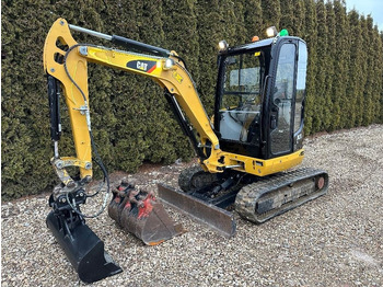 미니 굴삭기 CATERPILLAR 302.7DCR