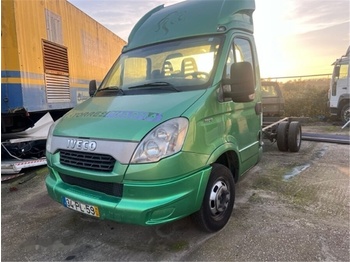 캡 새시 트럭 IVECO Daily 35C17