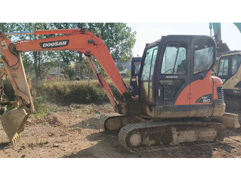 미니 굴삭기 DOOSAN DX60