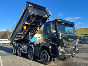 덤프트럭 IVECO T-WAY