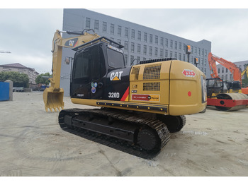 크롤러 굴삭기 CATERPILLAR 320D