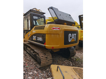 크롤러 굴삭기 CATERPILLAR 320D2