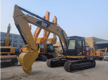 크롤러 굴삭기 CATERPILLAR 320D : 사진 3