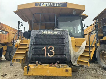 리지드 덤프/ 바위 트럭 Caterpillar 773F : 사진 5