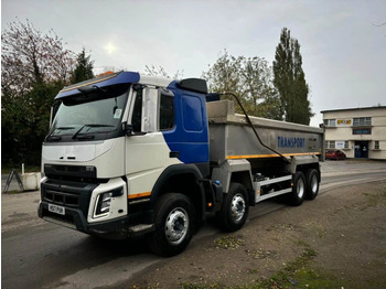 덤프트럭 VOLVO FMX 420