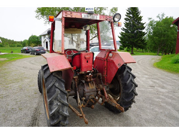 장궤형 트랙터 1977 Massey Ferguson 135 : 사진 5