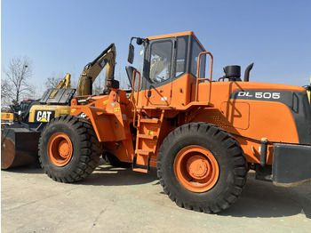 휠 로더 DOOSAN