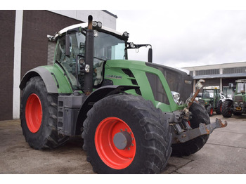 장궤형 트랙터 FENDT 826 Vario