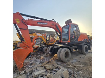 리스 Doosan DX150W-9C Doosan DX150W-9C : 사진 3