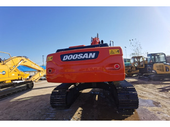 크롤러 굴삭기 Doosan DX225LC : 사진 2