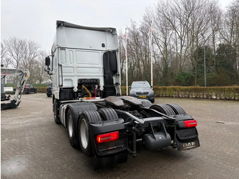 트랙터 유닛 DAF XF 530 FTS / 6x2 SLEEPER / SCHUIFSCHOTEL / LOW KM / AUTOMAAT / RETARDER / : 사진 4