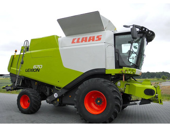 목초수확기 CLAAS Lexion 670