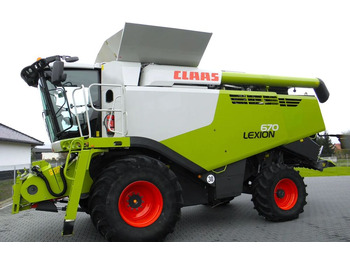 목초수확기 CLAAS Lexion 670