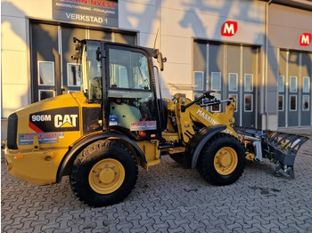 휠 로더 CATERPILLAR 906M