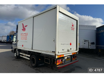 리스 Mercedes-Benz Atego 816 Day Cab, Euro 5, BDF / EPS automatic / standklima / Hydraulic system Mercedes-Benz Atego 816 Day Cab, Euro 5, BDF / EPS automatic / standklima / Hydraulic system : 사진 4