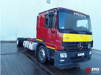 캡 새시 트럭 MERCEDES-BENZ Actros 1841