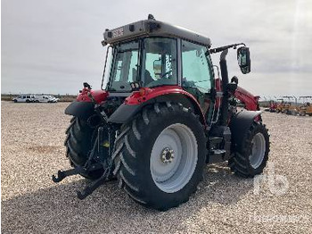 장궤형 트랙터 MASSEY FERGUSON 5S.135 Dina V6 : 사진 3