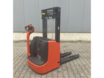 스태커 LINDE L12