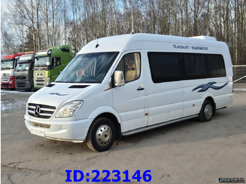 대형 버스 MERCEDES-BENZ Sprinter 519