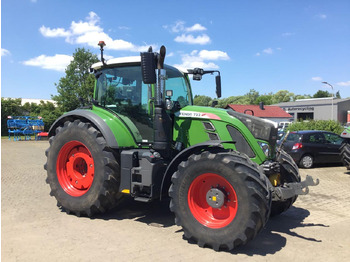 장궤형 트랙터 FENDT 722 Vario