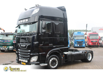 트랙터 유닛 DAF XF 530