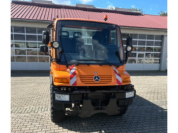 덤프트럭 UNIMOG